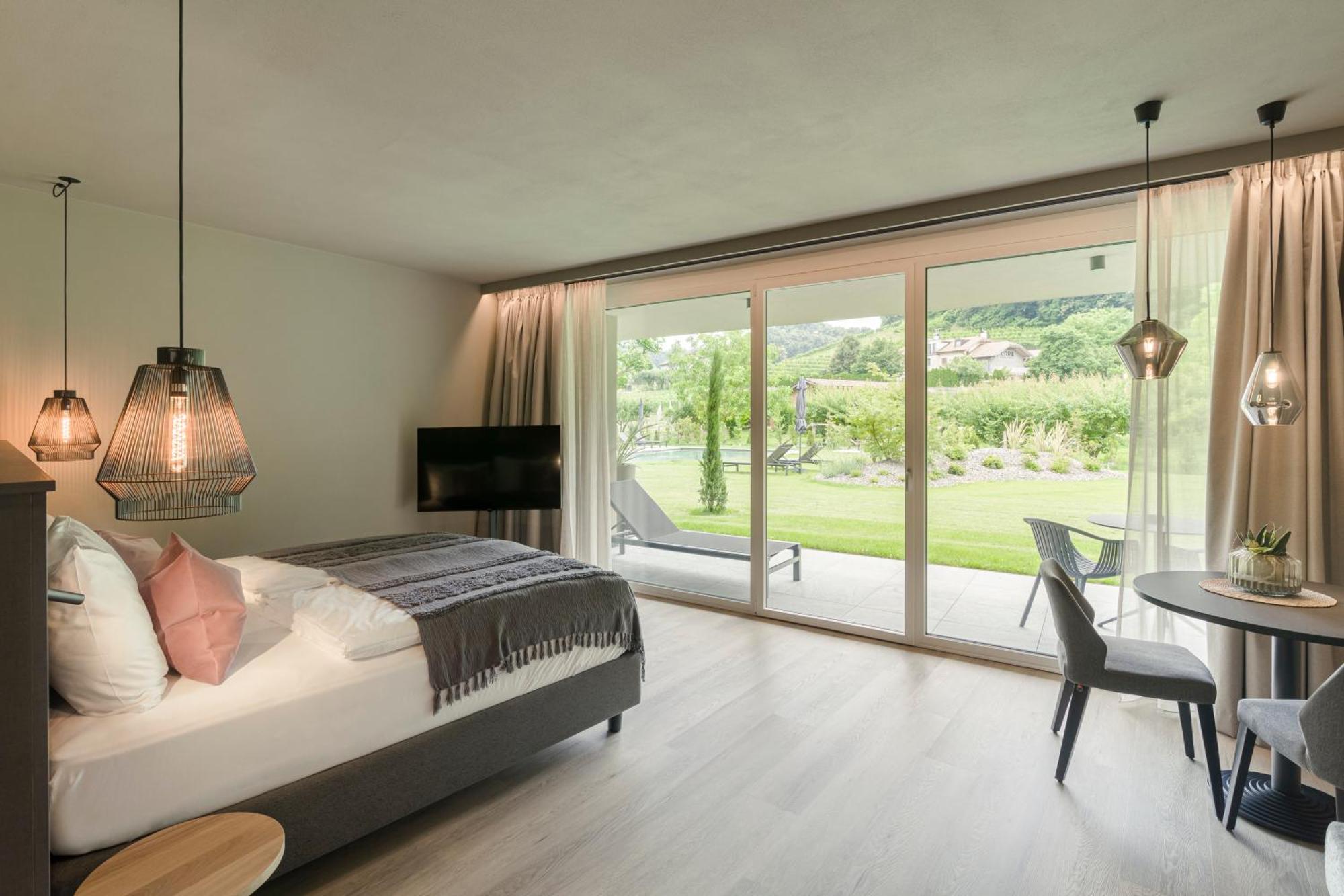 Belia Lofts - Adults Only - Apartments Appiano Sulla Strada Del Vino Εξωτερικό φωτογραφία