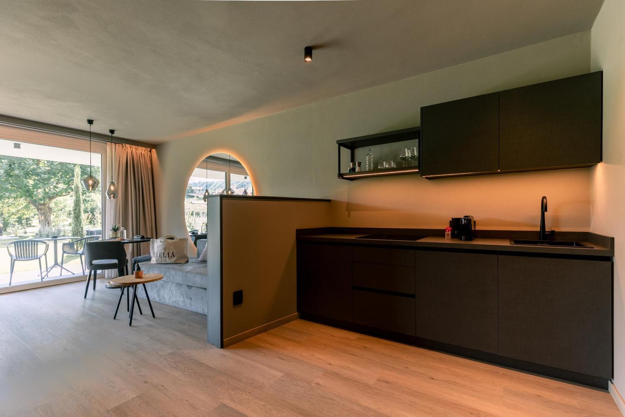 Belia Lofts - Adults Only - Apartments Appiano Sulla Strada Del Vino Δωμάτιο φωτογραφία
